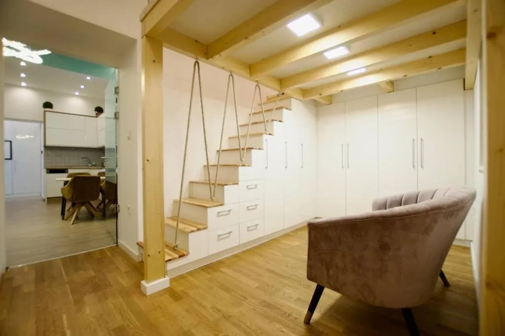 Standard Apartment By Hi5- Charming Apartment Budapest